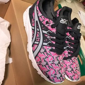 Women’s ASICS Trainers